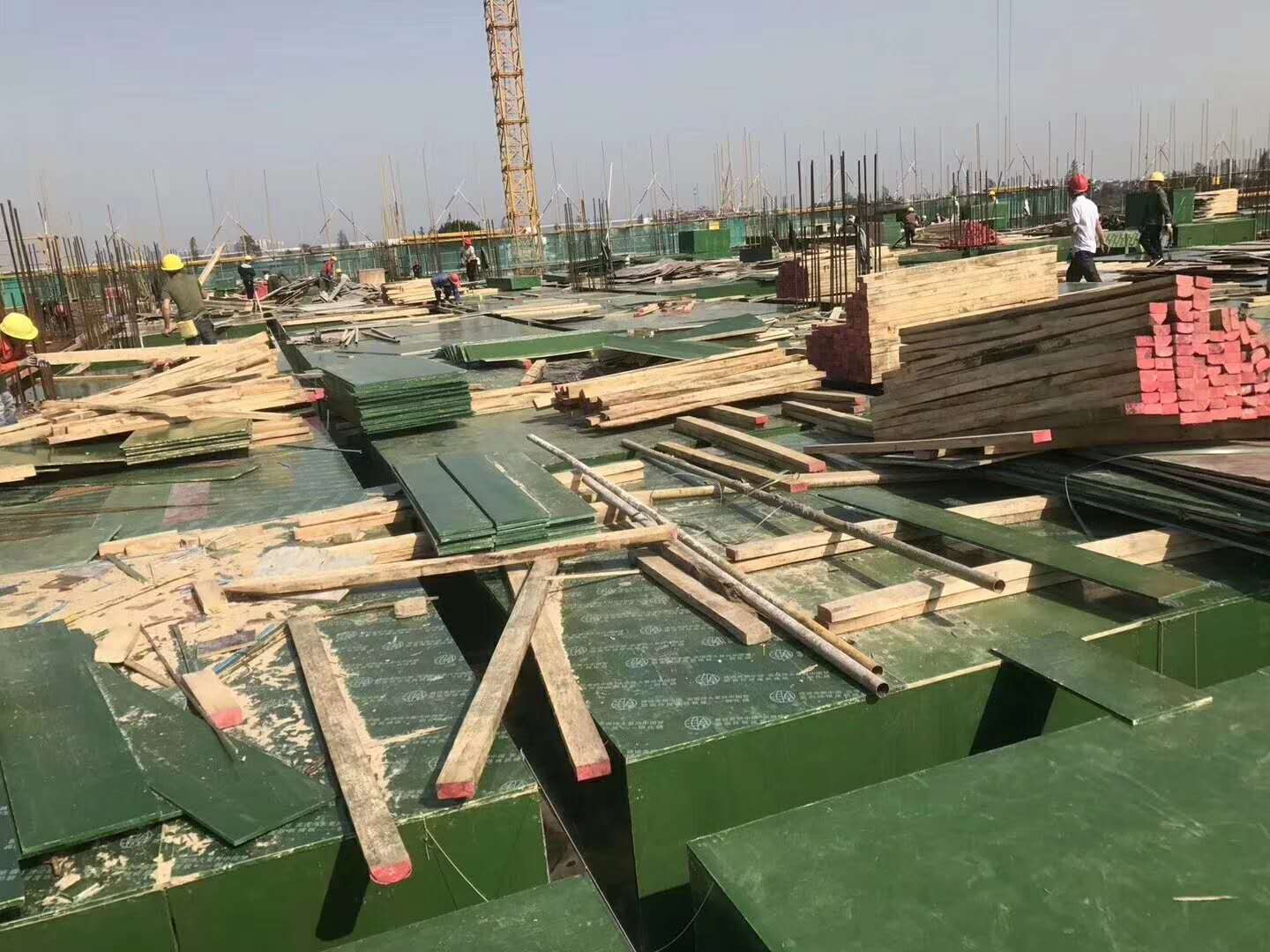 覆塑模板施工指導